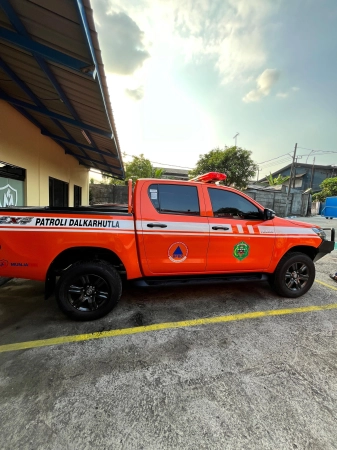 COMMAND CAR 3