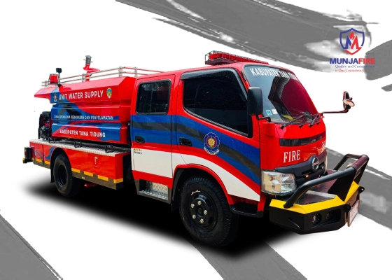 MUNJAFIRE 4000 LITER PORTABLE WATER PUMP 1